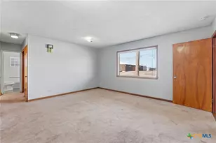 1603 Seydler St, Gonzales, TX 78629 - Photo 18