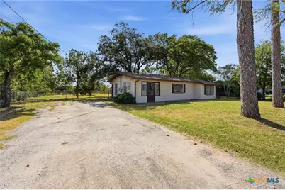 1603 Seydler Street, Gonzales, TX 78629 - Photo 2