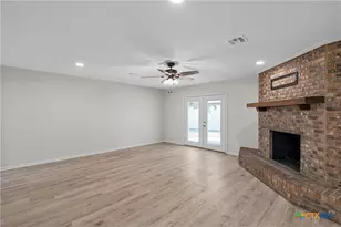 1006 Eagle Dr, Eddy, TX 76524 - Photo 4