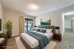 1202 Thorpe Ln, San Marcos, TX 78666 - Photo 4