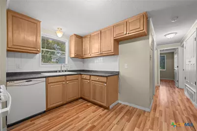 103 E Mark Road, Harker Heights, TX 76548 - Photo 12