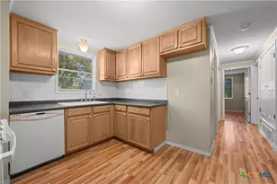 103 E Mark Rd, Harker Heights, TX 76548 - Photo 12