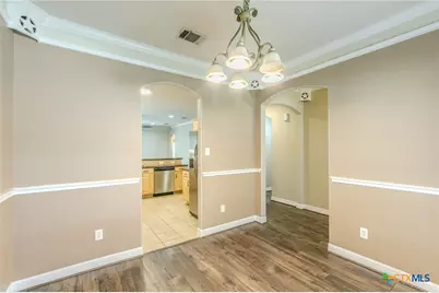 1302 N Wall Street, Belton, TX 76513 - Photo 12