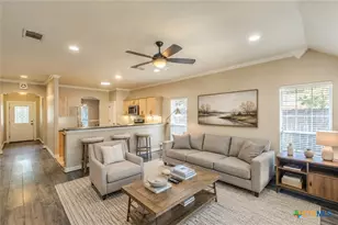 1302 N Wall St, Belton, TX 76513 - Photo 2