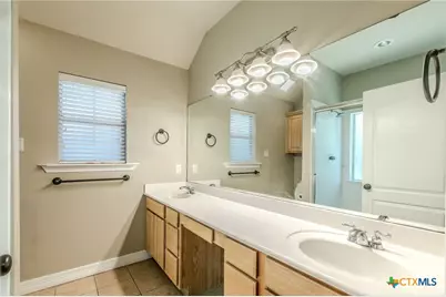 1302 N Wall Street, Belton, TX 76513 - Photo 16