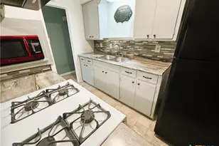 1505 E Polk Ave, Victoria, TX 77901 - Photo 12