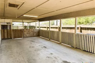 1505 E Polk Ave, Victoria, TX 77901 - Photo 48