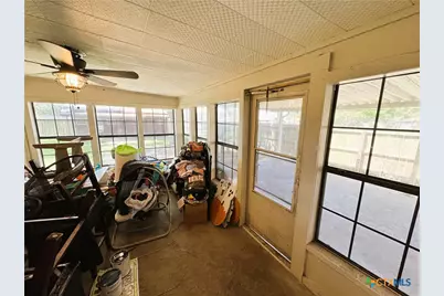1505 E Polk Avenue, Victoria, TX 77901 - Photo 34