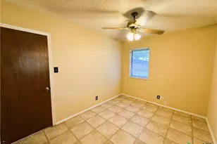 1505 E Polk Ave, Victoria, TX 77901 - Photo 16
