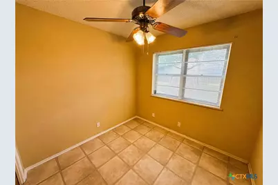 1505 E Polk Avenue, Victoria, TX 77901 - Photo 20
