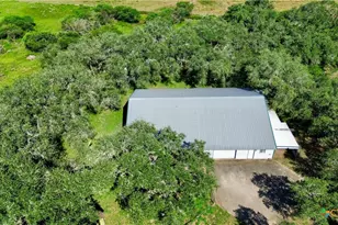 5367 Old Goliad Rd, Goliad, TX 77963 - Photo 2