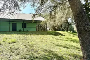 5367 Old Goliad Rd, Goliad, TX 77963 - Photo 10