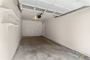 108 Leona St, Lockhart, TX 78644 - Photo 24