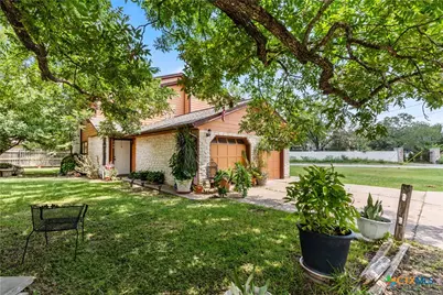108 Leona Street, Lockhart, TX 78644 - Photo 2