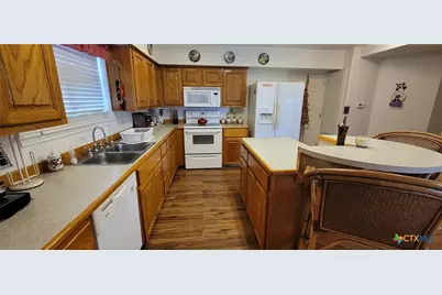 1690 Bierman Road, Seadrift, TX 77983 - Photo 12
