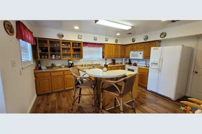 1690 Bierman Road, Seadrift, TX 77983 - Photo 10