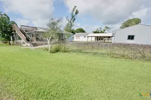902 W Monroe Ave, Port O'Connor, TX 77982 - Photo 30