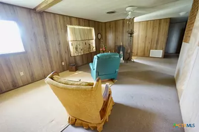 902 W Monroe Avenue, Port O'Connor, TX 77982 - Photo 8