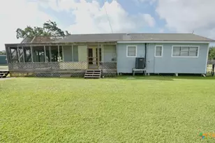 902 W Monroe Ave, Port O'Connor, TX 77982 - Photo 18