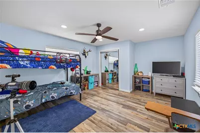 1304 Walker Street, Gonzales, TX 78629 - Photo 12