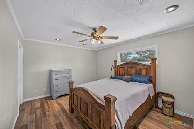 1304 Walker Street, Gonzales, TX 78629 - Photo 8