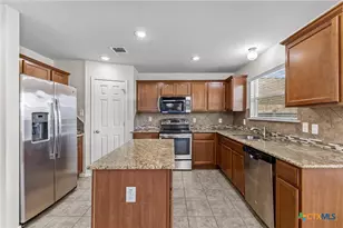 9702 Adeel Dr, Killeen, TX 76542 - Photo 10