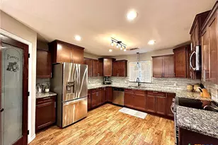 203 Chimney Rock Dr, Victoria, TX 77904 - Photo 12