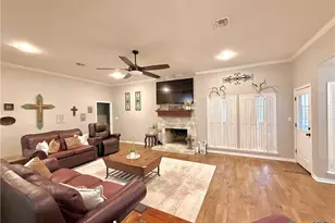 203 Chimney Rock Dr, Victoria, TX 77904 - Photo 8