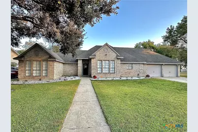 203 Chimney Rock Drive, Victoria, TX 77904 - Photo 1