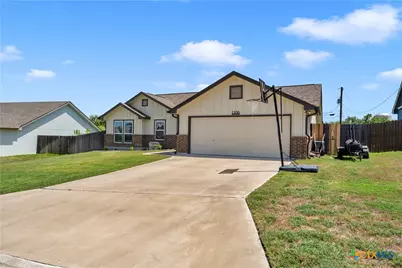 1106 Limestone Drive, Lampasas, TX 76550 - Photo 8