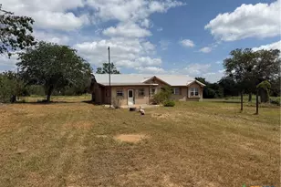 706 Thomaston River Rd, Cuero, TX 77954 - Photo 32