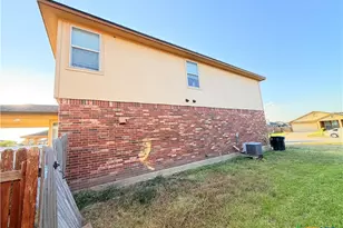 4904 Green Meadow St, Killeen, TX 76549 - Photo 18