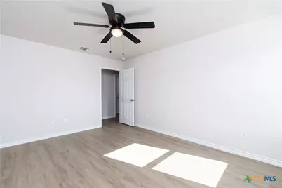 802 White Meadow Ln. #B, Harker Heights, TX 76548 - Photo 8