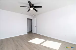 802 White Meadow Ln, Harker Heights, TX 76548 - Photo 8
