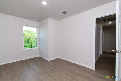 802 White Meadow Ln. #B, Harker Heights, TX 76548 - Photo 16