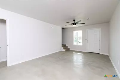 802 White Meadow Ln. #B, Harker Heights, TX 76548 - Photo 4