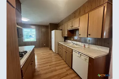 711 S 25th Street, Copperas Cove, TX 76522 - Photo 4