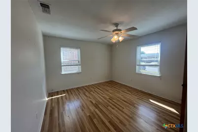 711 S 25th Street, Copperas Cove, TX 76522 - Photo 8