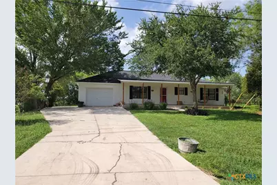 136 Royal Crest Circle, Seguin, TX 78155 - Photo 1
