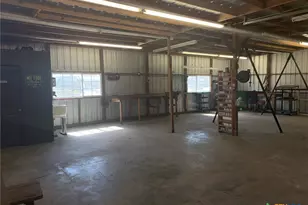 10704 State Hwy 185, Victoria, TX 77905 - Photo 22