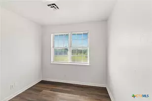 218 E Victory Ave, Temple, TX 76501 - Photo 12