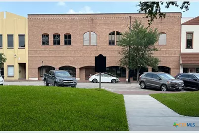 114 N Main Street, Victoria, TX 77901 - Photo 2