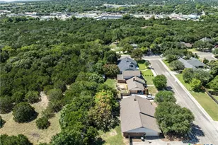 1505 Hawk Trail, Copperas Cove, TX 76522 - Photo 32