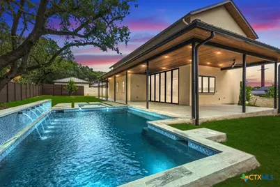 103 Lakeview Boulevard, New Braunfels, TX 78130 - Photo 1