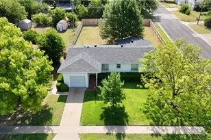 1719 S 39th St, Temple, TX 76504 - Photo 10