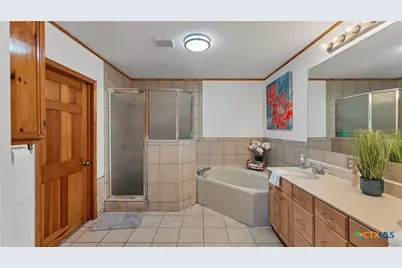 302 Shangrila Lane, New Braunfels, TX 78130 - Photo 20