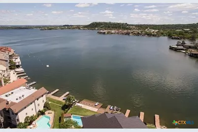 104 Cove East #107, Horseshoe Bay, TX 78657 - Photo 4