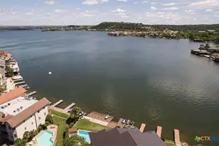 104 Cove E, Horseshoe Bay, TX 78657 - Photo 4