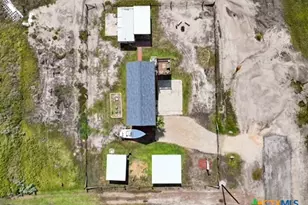 326 E Tenth St, Rockport, TX 78382 - Photo 16