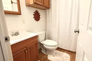 326 E Tenth St, Rockport, TX 78382 - Photo 14